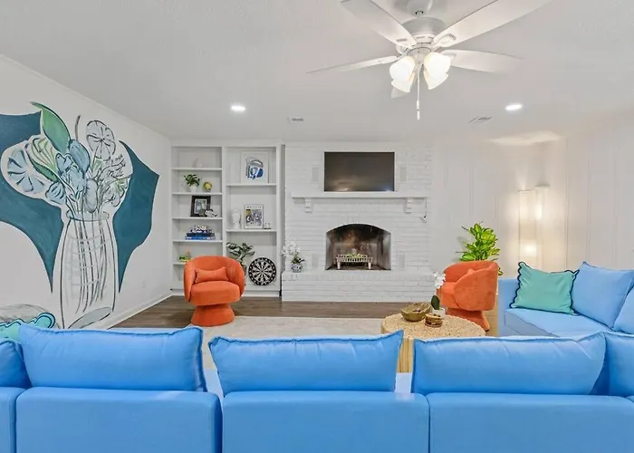 Tally's Sapphire Sleeps12 Near Fsu, Capitol, Golf Club With Game Room, Projector And Patio Сasa de vacaciones Tallahassee